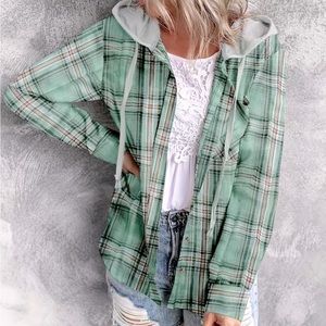 Plaid hooded top